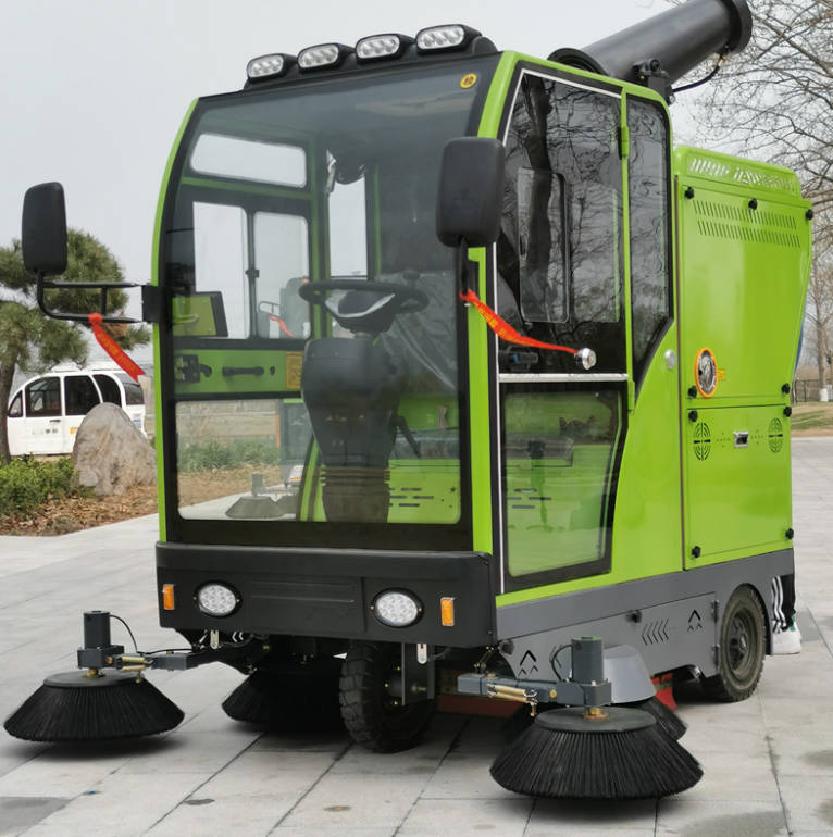 曲靖道路清洁广泛应用电动环卫清扫车
