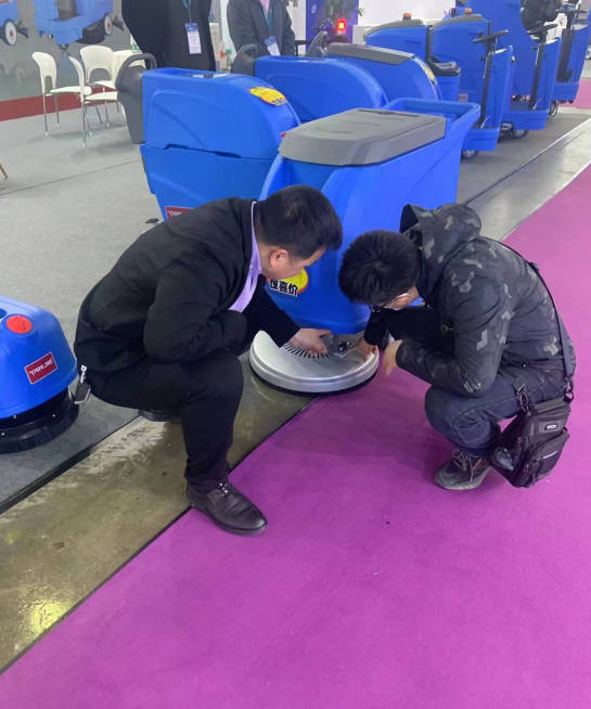 曲靖小型电动洗地机是否适合用于环卫保洁
