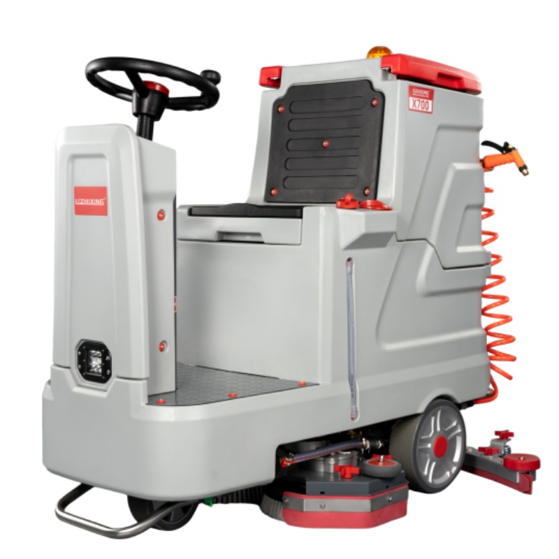 曲靖坦洁全自动驾驶式洗地机X700